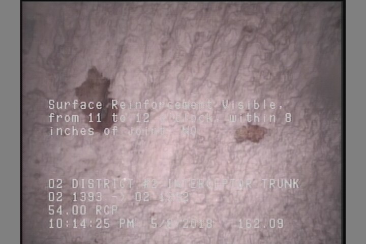 Surface Reinforcement Visible, from 11 to 12 o'clock, within 8 inches of joint: NO