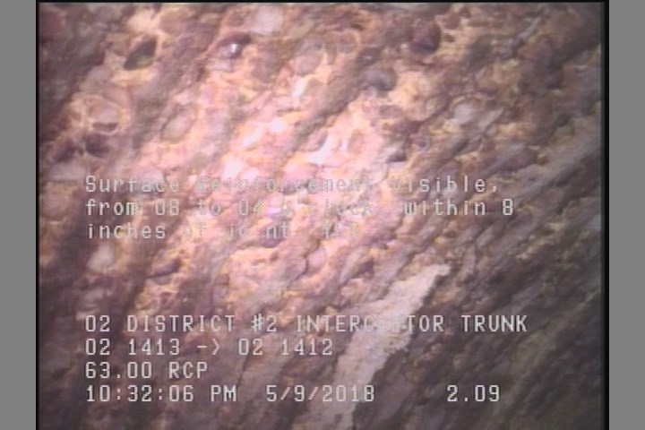 Surface Reinforcement Visible, from 08 to 04 o'clock, within 8 inches of joint: YES