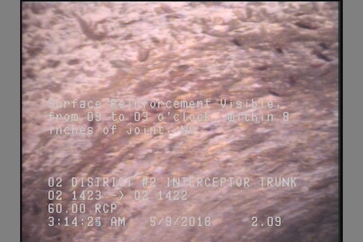 Surface Reinforcement Visible, from 09 to 03 o'clock, within 8 inches of joint: NO