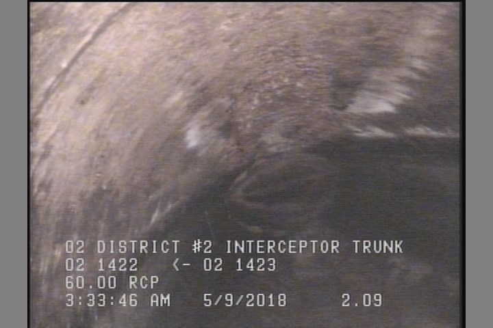 Surface Reinforcement Visible, from 10 to 02 o'clock, within 8 inches of joint: NO