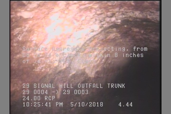 Surface Aggregate Projecting, from 08 to 04 o'clock, within 8 inches of joint: YES, Start