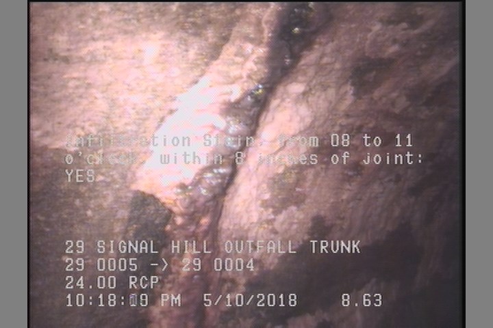 Infiltration Stain, from 08 to 11 o'clock, within 8 inches of joint: YES