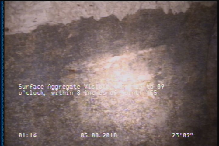 Surface Aggregate Visible, from 03 to 09 o'clock, within 8 inches of joint: YES
