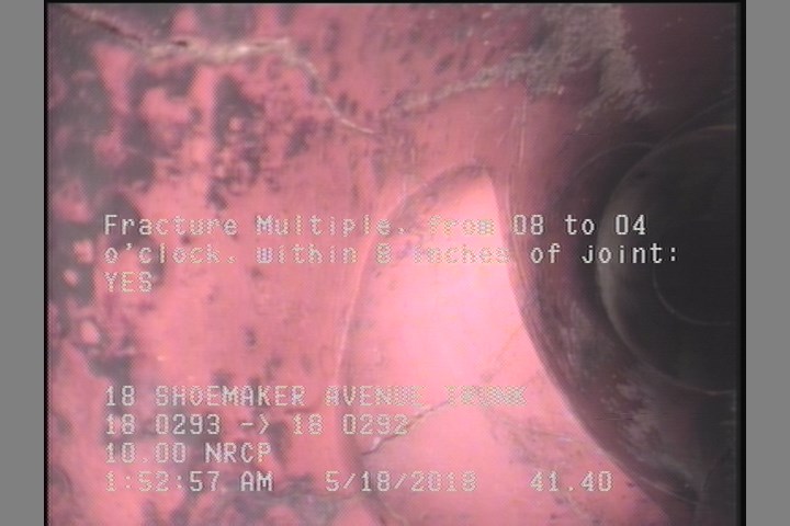 Fracture Multiple, from 08 to 04 o'clock, within 8 inches of joint: YES