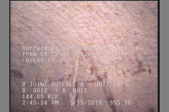 Surface Reinforcement Projecting, from 09 to 03 o'clock, within 8 inches of joint: NO, Start