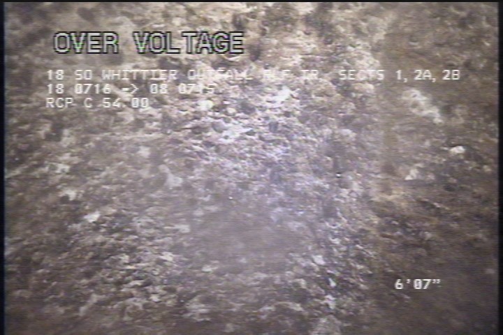 Surface Aggregate Missing, from 10 to 02 o'clock, within 8 inches of joint: YES, Start - SEVERE AGG