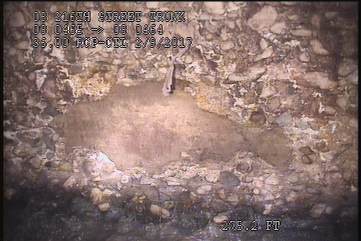 Surface Missing Wall, from 01 to 02 o'clock, within 8 inches of joint: YES - SOIL