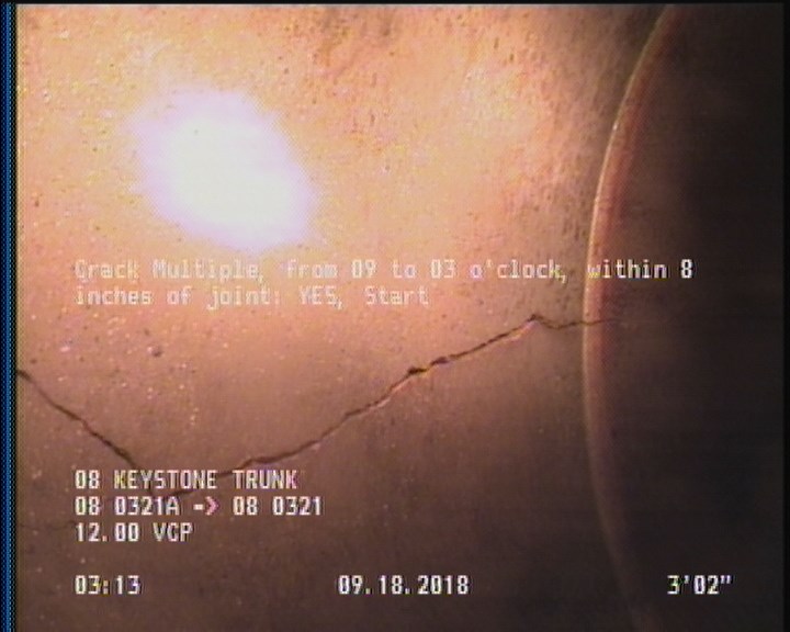 Crack Multiple, from 09 to 03 o'clock, within 8 inches of joint: YES, Start