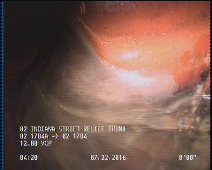Deposits Attached Grease, 5 %of cross sectional area, from 04 to 08 o'clock, , within 8 inches of joint: YES, Start