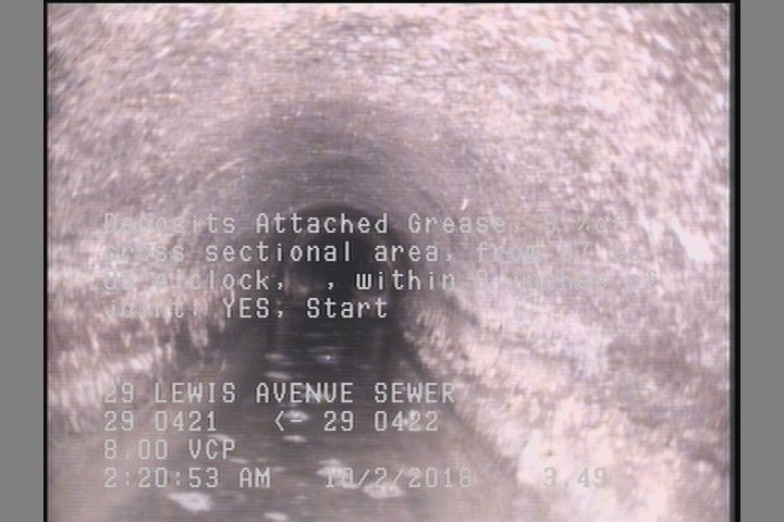 Deposits Attached Grease, 5 %of cross sectional area, from 07 to 05 o'clock, , within 8 inches of joint: YES, Start