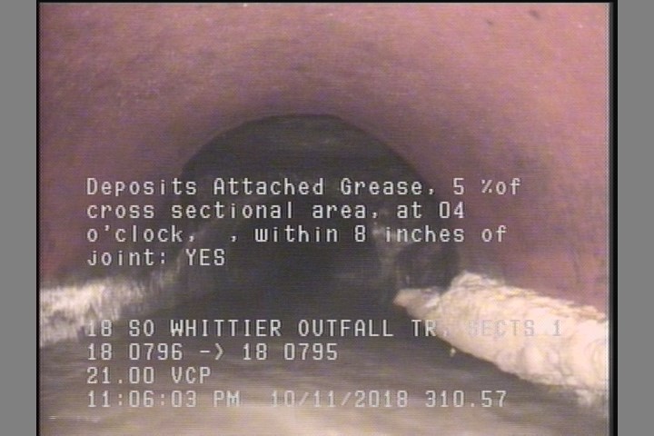Deposits Attached Grease, 5 %of cross sectional area, at 04 o'clock, , within 8 inches of joint: YES