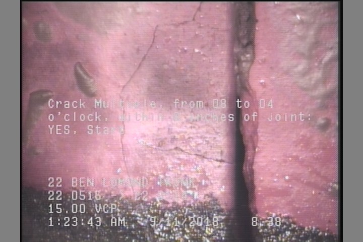 Crack Multiple, from 08 to 04 o'clock, within 8 inches of joint: YES, Start