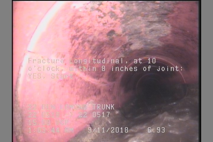 Fracture Longitudinal, at 10 o'clock, within 8 inches of joint: YES, Start