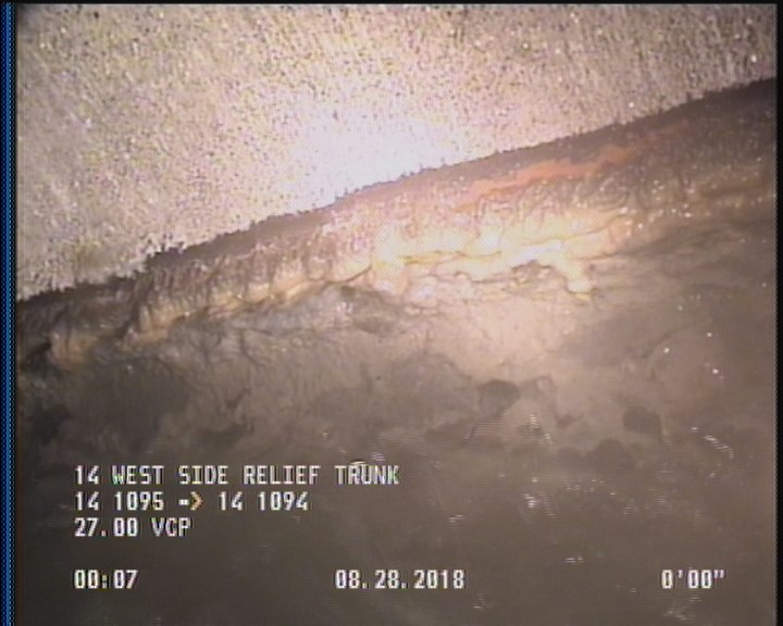 Deposits Attached Grease, 5 %of cross sectional area, from 03 to 09 o'clock, , within 8 inches of joint: YES, Start
