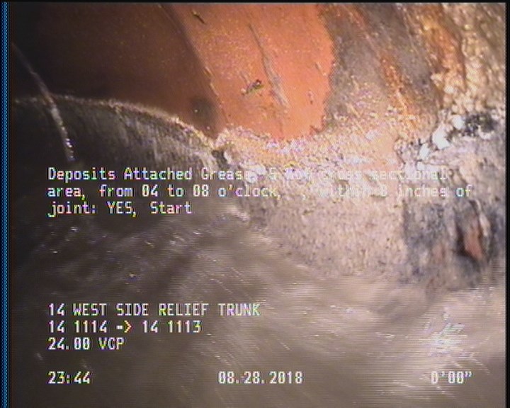 Deposits Attached Grease, 5 %of cross sectional area, from 04 to 08 o'clock, , within 8 inches of joint: YES, Start