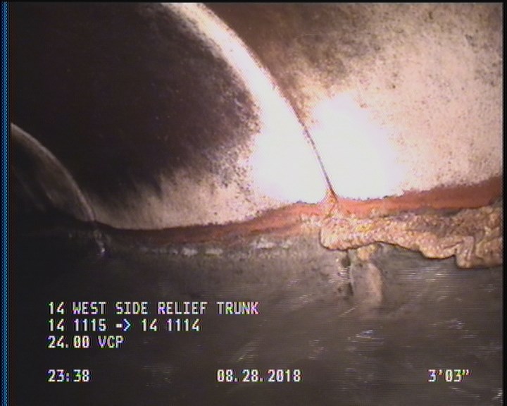Deposits Attached Grease, 5 %of cross sectional area, from 04 to 08 o'clock, , within 8 inches of joint: YES, Start