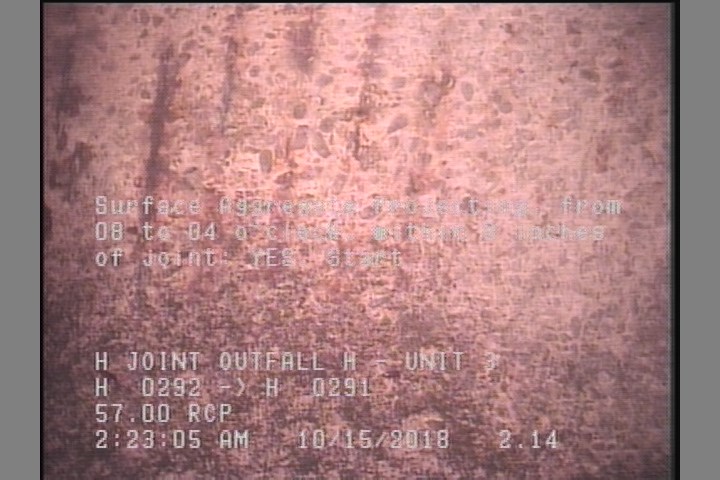 Surface Aggregate Projecting, from 08 to 04 o'clock, within 8 inches of joint: YES, Start