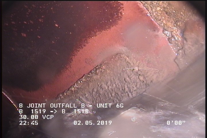 Deposits Attached Grease, 5 %of cross sectional area, from 04 to 08 o'clock, , within 8 inches of joint: YES, Start