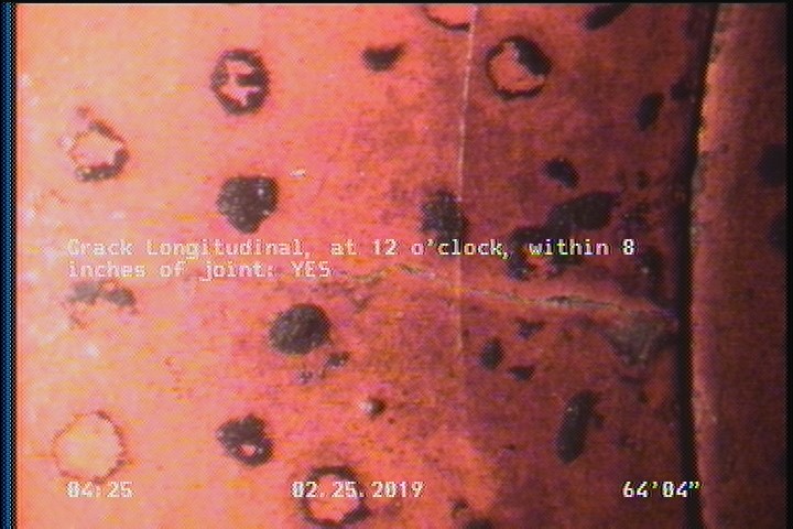 Crack Longitudinal, at 12 o'clock, within 8 inches of joint: YES