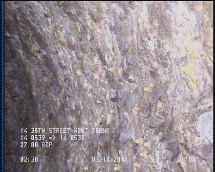 Surface Aggregate Projecting, from 08 to 04 o'clock, within 8 inches of joint: YES, Start