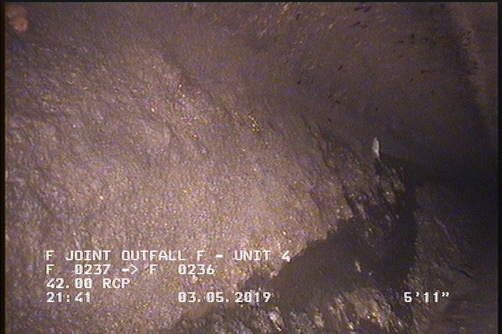 Deposits Settled Other, 15 %of cross sectional area, from 05 to 07 o'clock, , within 8 inches of joint: YES, Start - UNKNOWN DEBRIS