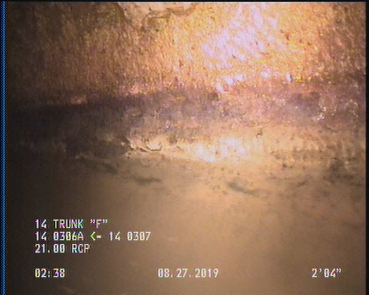 Deposits Attached Grease, 5 %of cross sectional area, from 04 to 08 o'clock, , within 8 inches of joint: YES, Start