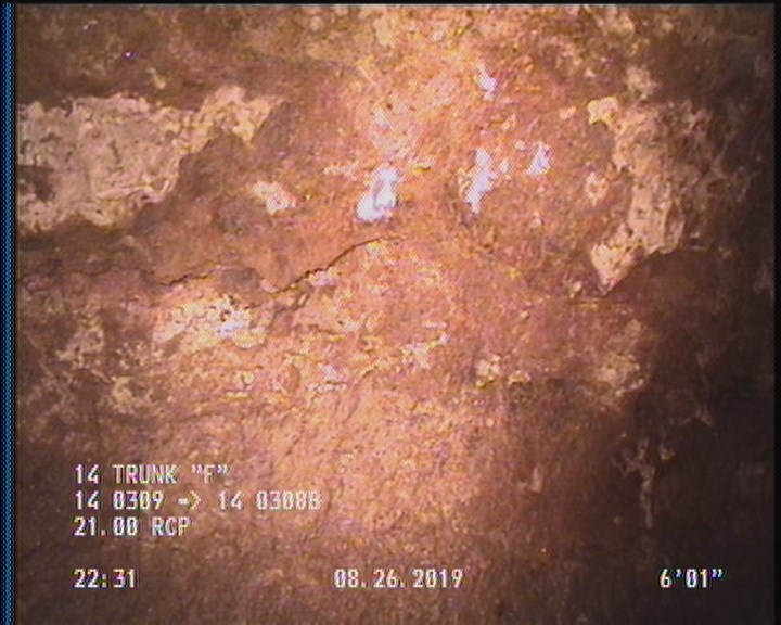 Surface Spalling, from 08 to 04 o'clock, within 8 inches of joint: YES, Start