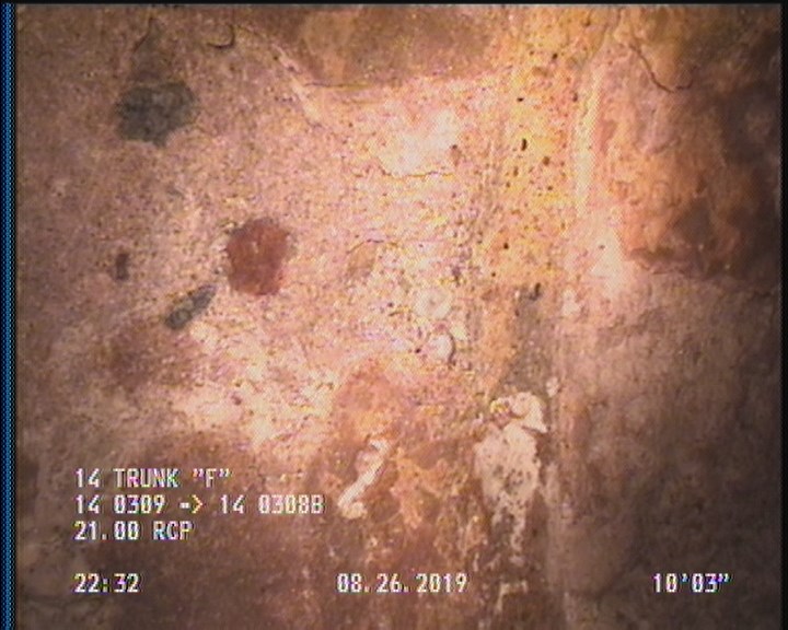 Surface Aggregate Projecting, from 08 to 04 o'clock, within 8 inches of joint: YES, Start