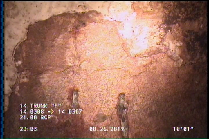 Surface Reinforcement Visible, from 07 to 09 o'clock, within 8 inches of joint: NO