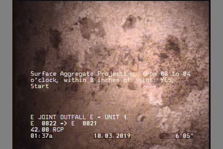 Surface Aggregate Projecting, from 08 to 04 o'clock, within 8 inches of joint: YES, Start