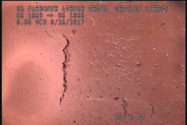 Surface Spalling, from 02 to 03 o'clock, within 8 inches of joint: NO - SURFACE PEELING