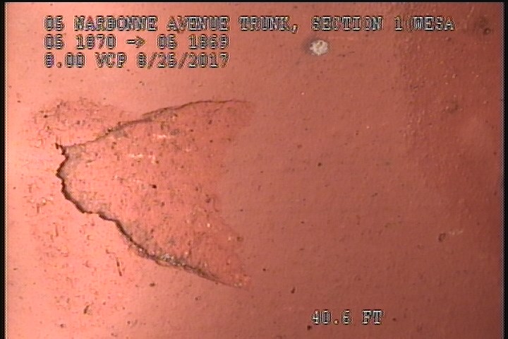 Surface Spalling, from 09 to 10 o'clock, within 8 inches of joint: YES