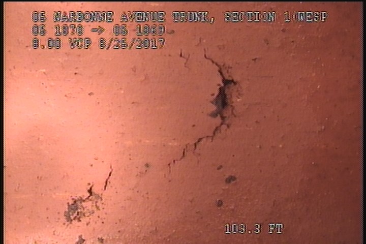 Surface Spalling, from 02 to 04 o'clock, within 8 inches of joint: NO - SURFACE PEELING