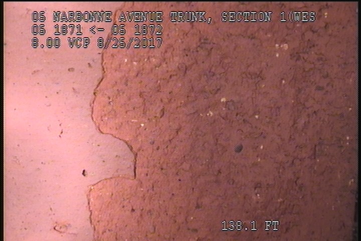 Surface Spalling, from 08 to 03 o'clock, within 8 inches of joint: YES