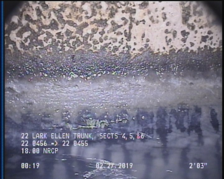 Deposits Attached Grease, 5 %of cross sectional area, from 04 to 08 o'clock, , within 8 inches of joint: YES, Start