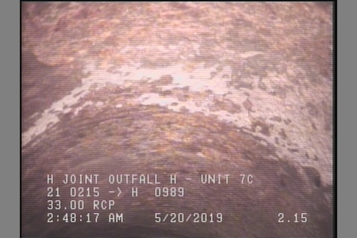 Surface Spalling, from 08 to 04 o'clock, within 8 inches of joint: YES