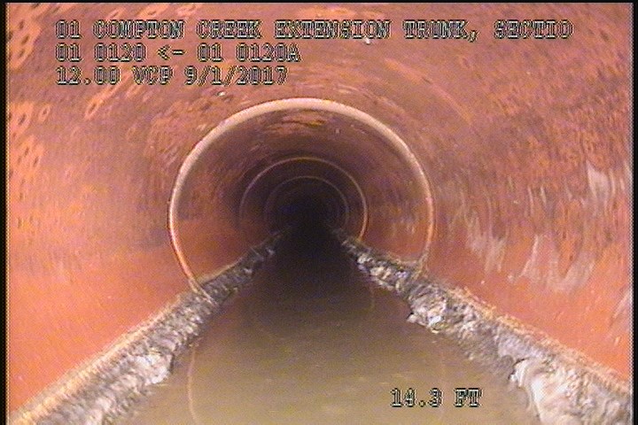 Deposits Attached Grease, 5 %of cross sectional area, from 04 to 08 o'clock, , within 8 inches of joint: YES, Start