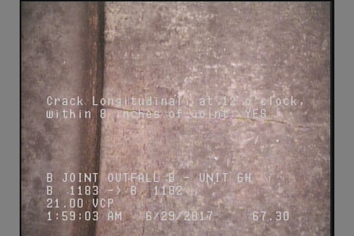 Crack Longitudinal, at 12 o'clock, within 8 inches of joint: YES