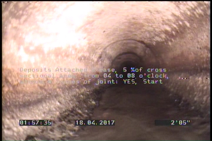 Deposits Attached Grease, 5 %of cross sectional area, from 04 to 08 o'clock, , within 8 inches of joint: YES, Start