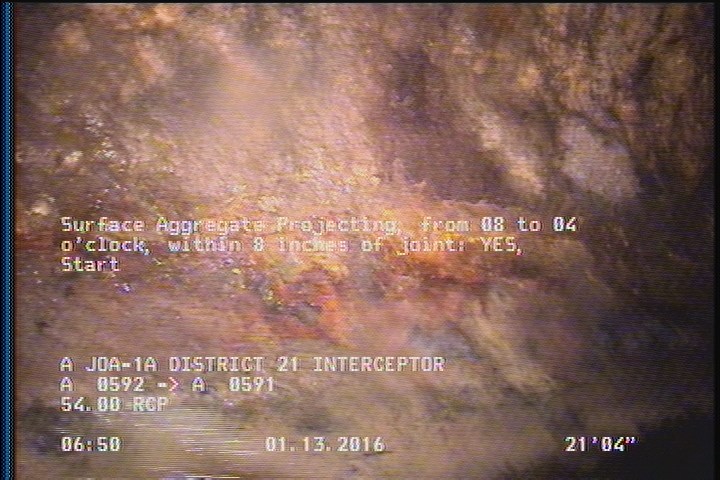 Surface Aggregate Projecting, from 08 to 04 o'clock, within 8 inches of joint: YES, Start