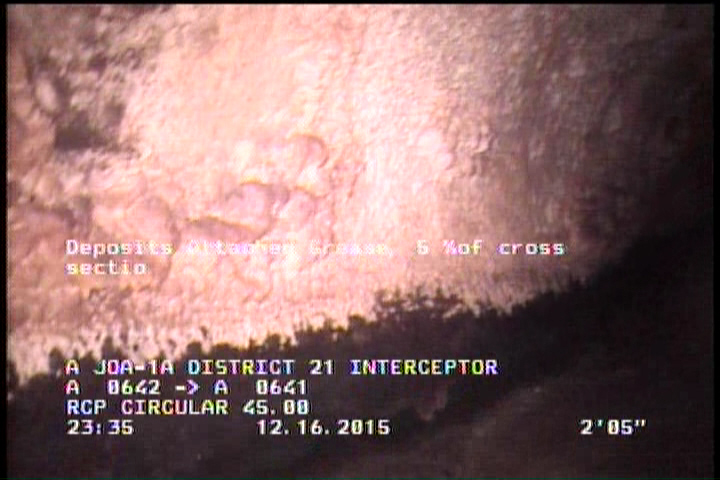 Deposits Attached Grease, 5 %of cross sectional area, from 04 to 08 o'clock, , within 8 inches of joint: YES, Start