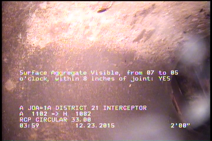 Surface Aggregate Visible, from 07 to 05 o'clock, within 8 inches of joint: YES