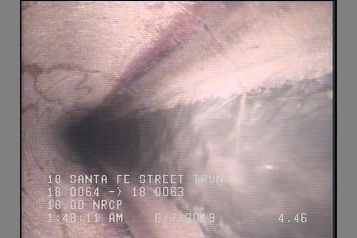 Deposits Attached Grease, 5 %of cross sectional area, from 04 to 08 o'clock, , within 8 inches of joint: YES, Start