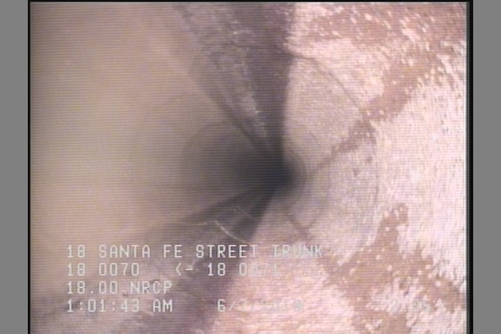 Deposits Attached Grease, 5 %of cross sectional area, from 04 to 08 o'clock, , within 8 inches of joint: YES, Start