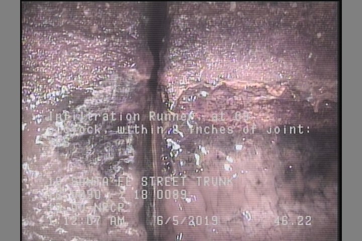 Infiltration Runner, at 09 o'clock, within 8 inches of joint: YES