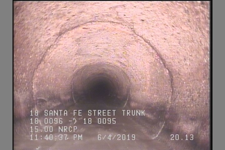 Surface Spalling, from 08 to 04 o'clock, within 8 inches of joint: YES, Start
