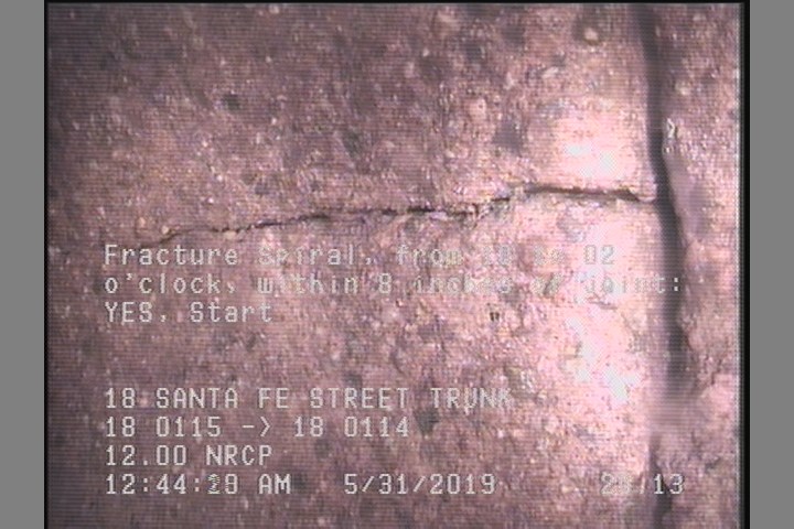 Fracture Spiral, from 10 to 02 o'clock, within 8 inches of joint: YES, Start