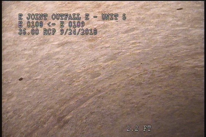 Surface Aggregate Visible, from 08 to 04 o'clock, within 8 inches of joint: YES