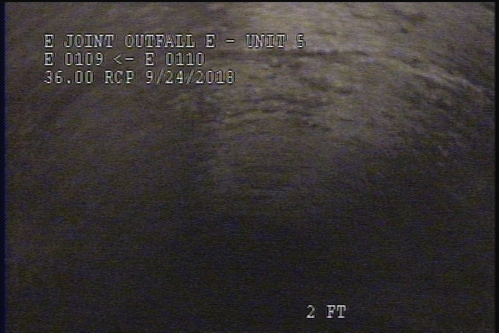 Surface Reinforcement Visible, from 08 to 04 o'clock, within 8 inches of joint: YES