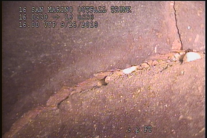 Broken, from 02 to 04 o'clock, within 8 inches of joint: YES - CIRCUM SLIGHT